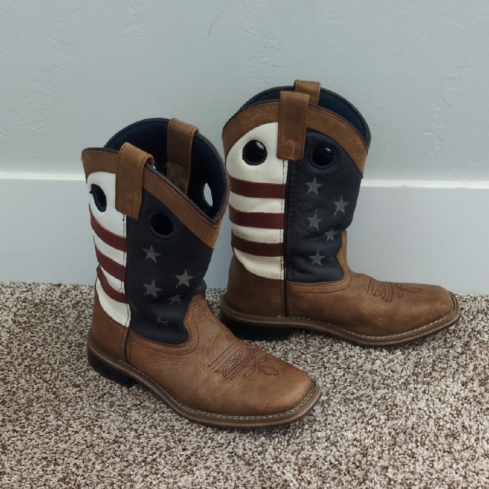 Kids Cowboy Boots Sz 2 D